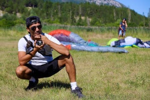 Loïc Brugeron, moniteur à l'école Esprit parapente